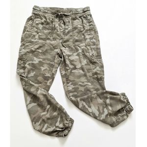 American Eagle Camo Joggers / Pants